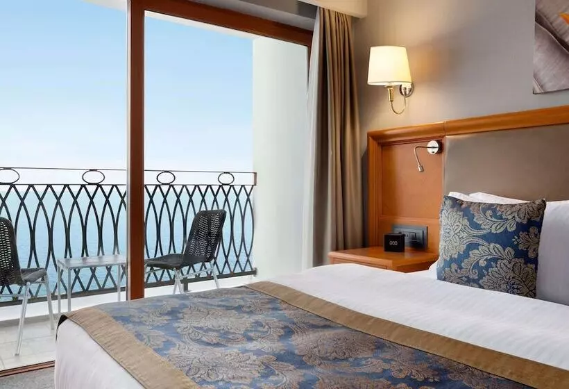 اتاق لوکس با چشمانداز دریا, La Quinta By Wyndham Giresun