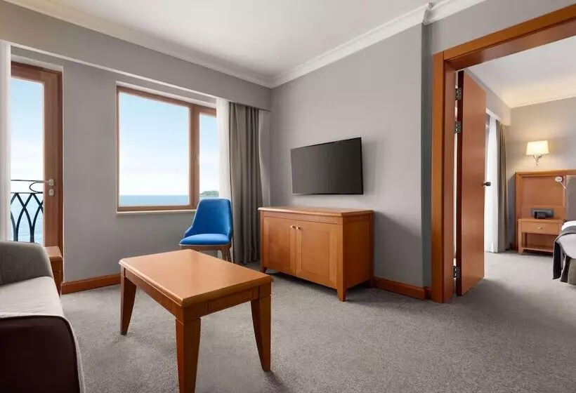 سوییت با چشمانداز دریا, La Quinta By Wyndham Giresun