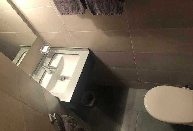 חדר סטנדרט עם מרפסת, Le Postillion