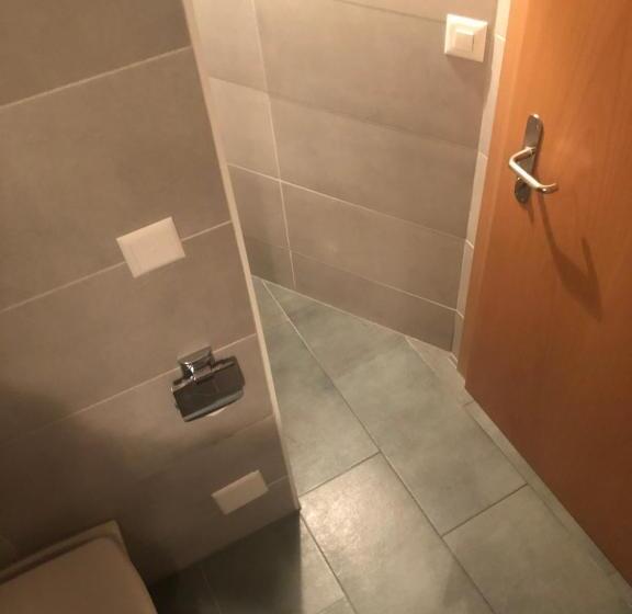 חדר סטנדרט עם מרפסת, Le Postillion