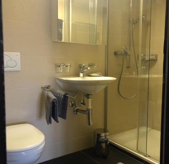 דירה בת חדר שינה 1 עם מרפסת, Le Postillion