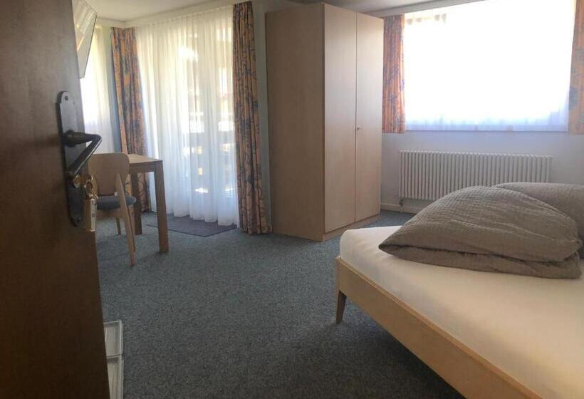 חדר דלוקס עם מרפסת, Le Postillion