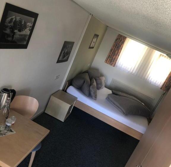 חדר דלוקס עם מרפסת, Le Postillion