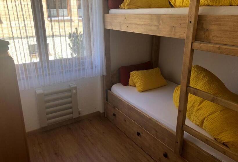 דירה בת חדר שינה 1 עם מרפסת, Le Postillion