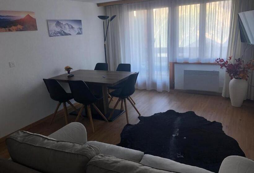 דירה בת חדר שינה 1 עם מרפסת, Le Postillion