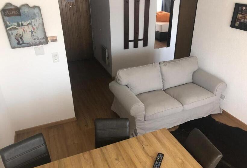 דירה בת חדר שינה 1 עם מרפסת, Le Postillion