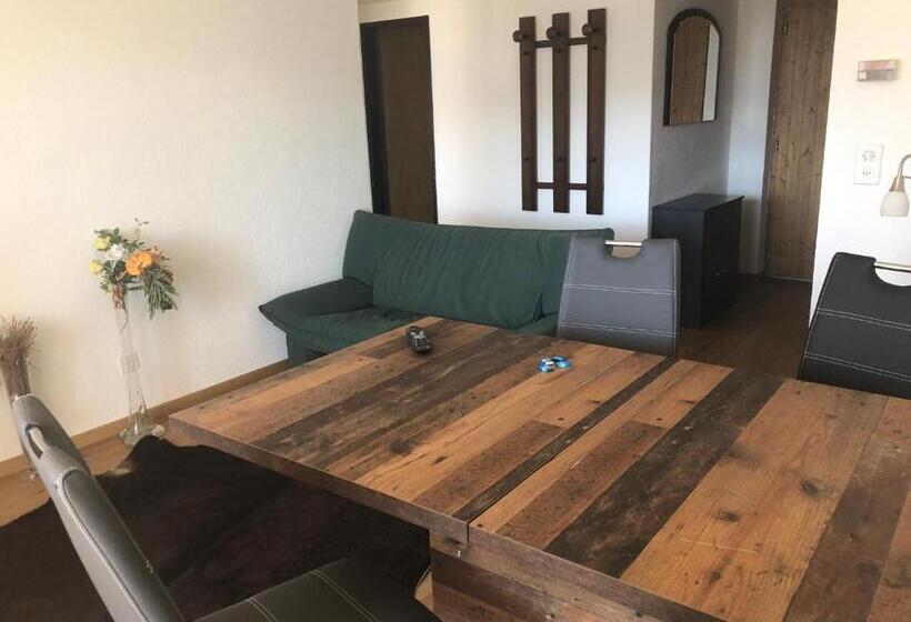 דירה בת חדר שינה 1 עם מרפסת, Le Postillion