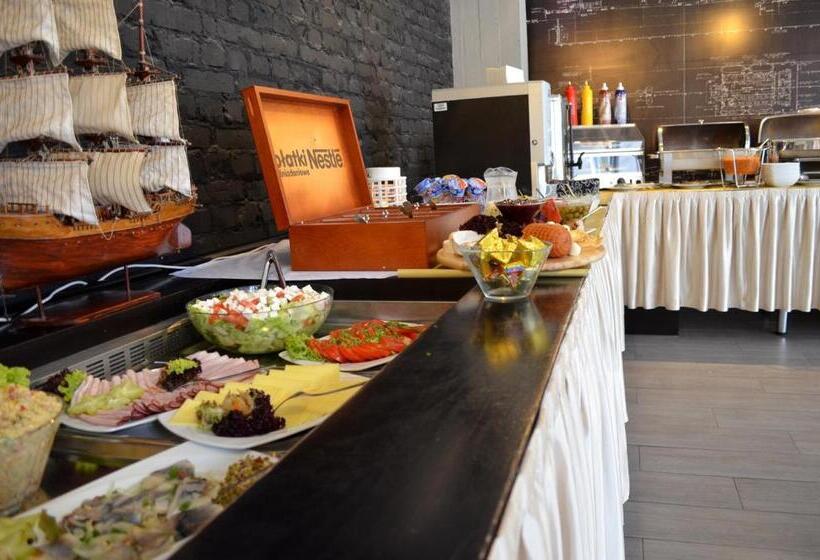 标准单人间, Malinowski Business