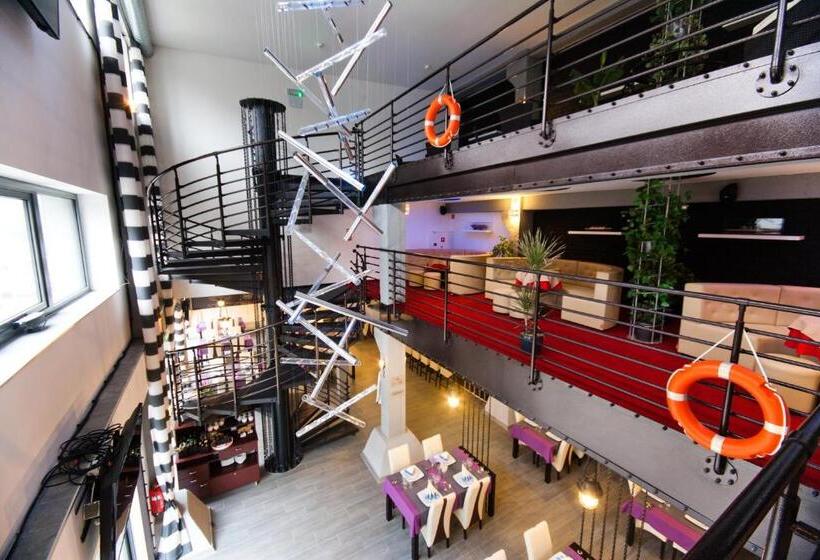 标准单人间, Malinowski Business