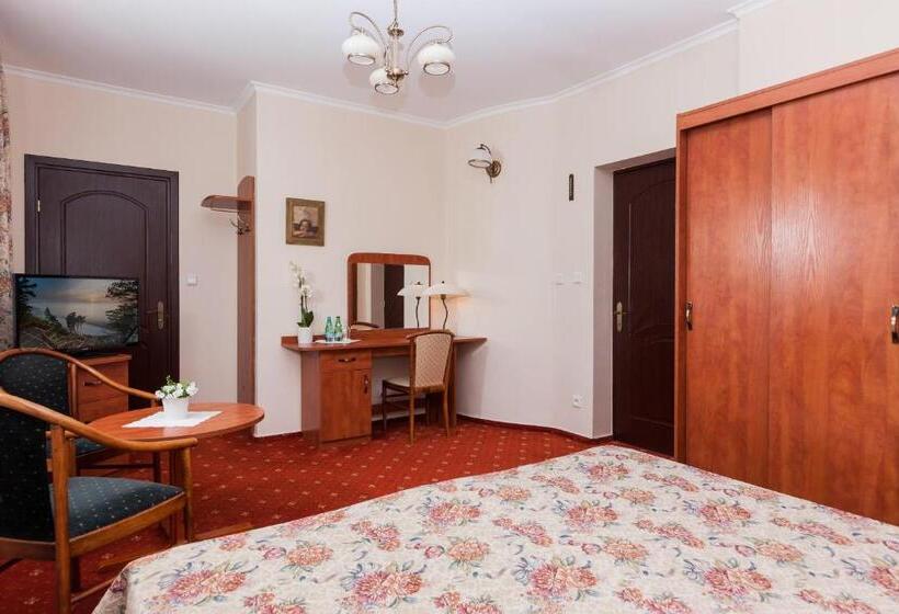 Номер Стандарт Индивидуальный, Marina