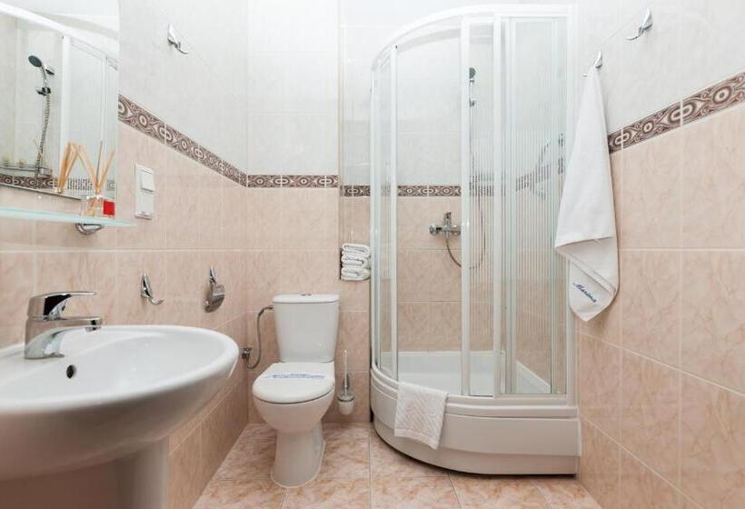 Номер Стандарт, Marina