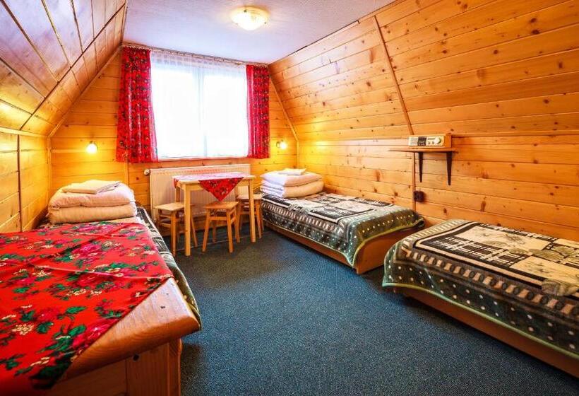 标准三人间, Osw Moszczeniczanka