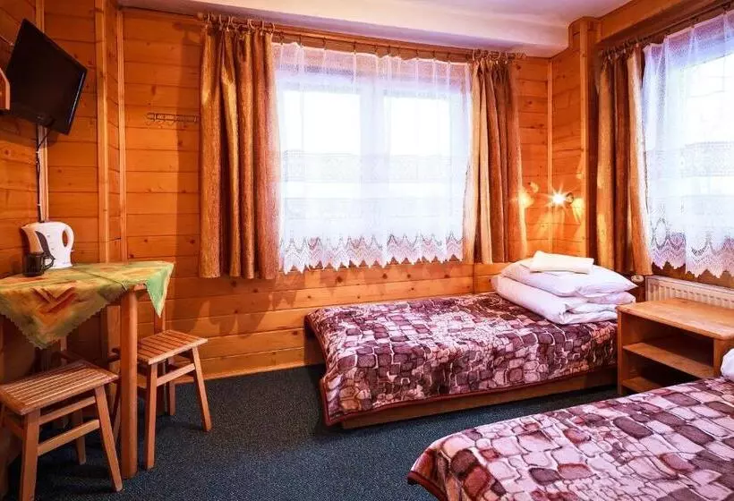 Standard-huone, Osw Moszczeniczanka