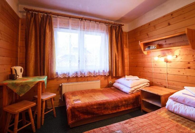 Номер Стандарт Вид на Горы, Osw Moszczeniczanka