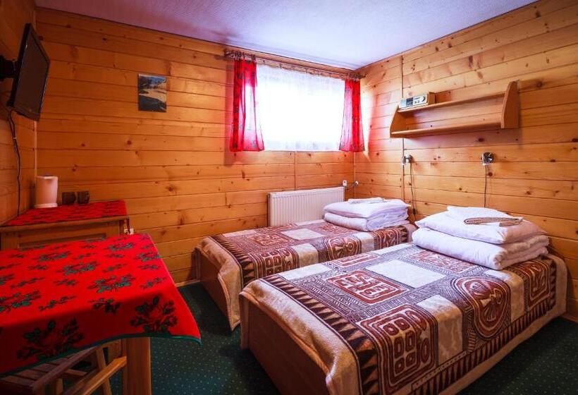 标准间带山景, Osw Moszczeniczanka