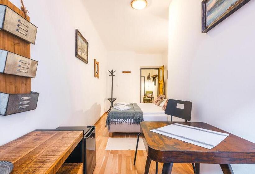 수피리어 룸, Penzion U Náměstí At The Town Square