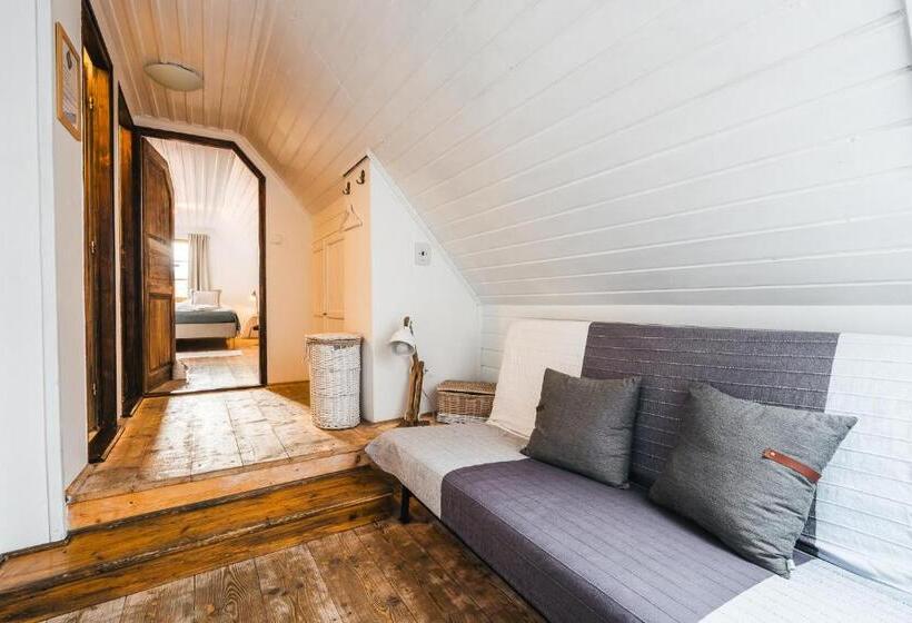 수피리어 트리플 룸, Penzion U Náměstí At The Town Square