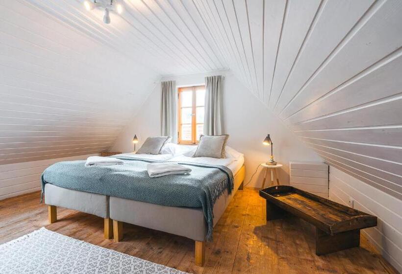 수피리어 트리플 룸, Penzion U Náměstí At The Town Square