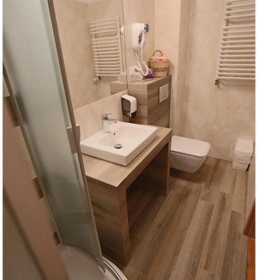 غرفة قياسية فردية, Polonez