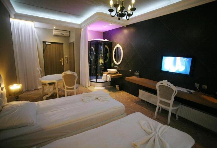 اتاق استاندارد, Ramka & Restaurant & Wine Bar