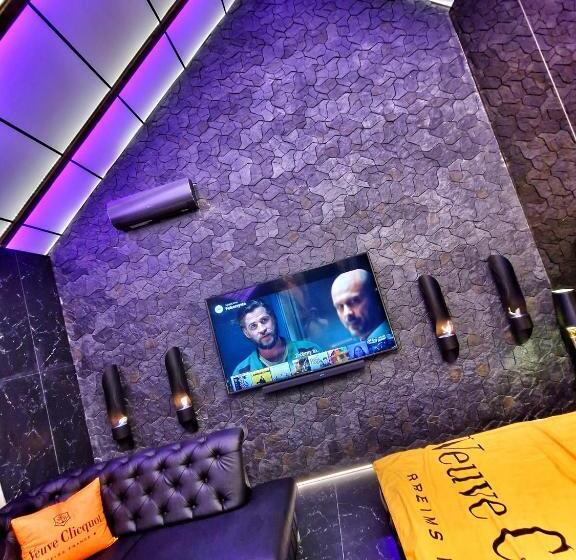 آپارتمان 1 خوابه, Ramka & Restaurant & Wine Bar