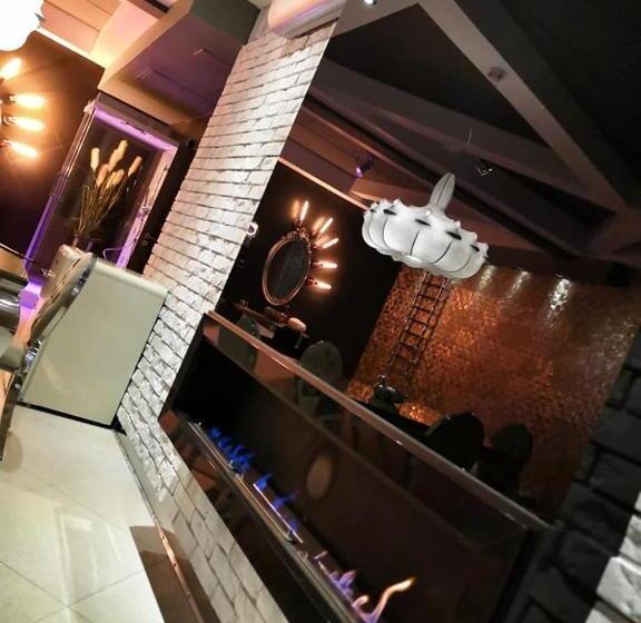 آپارتمان 1 خوابه, Ramka & Restaurant & Wine Bar