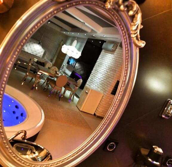 آپارتمان 1 خوابه, Ramka & Restaurant & Wine Bar