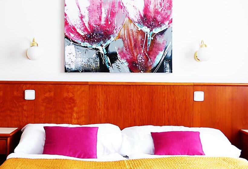 스탠다드 트리플 룸, Sněžka