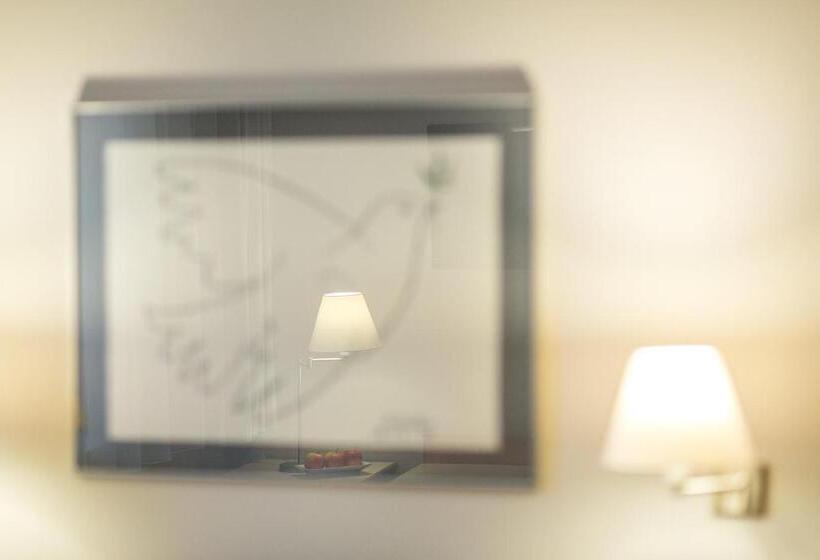 스탠다드 룸, Sněžka