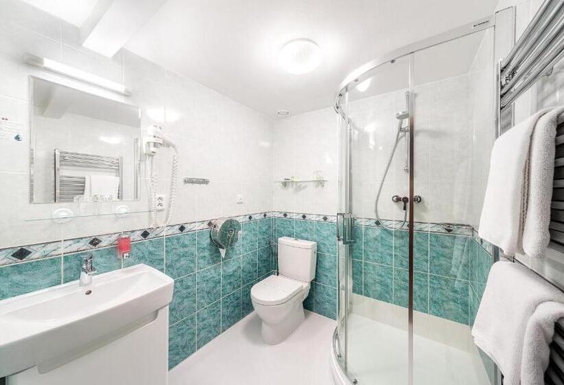 4인용 스탠다드 룸, Sněžka