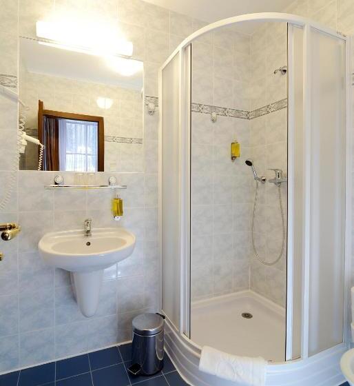 经济房, Zátiší