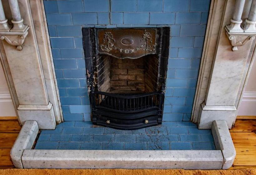 اتاق استاندارد, Carmichael House Boutique