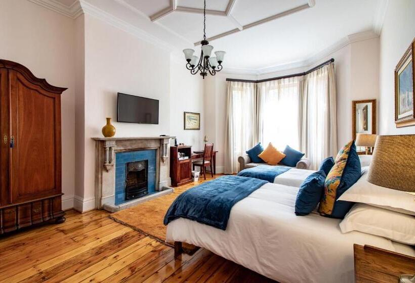 اتاق استاندارد, Carmichael House Boutique