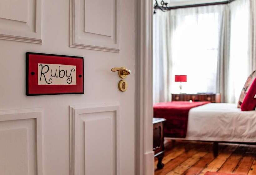 اتاق لوکس, Carmichael House Boutique