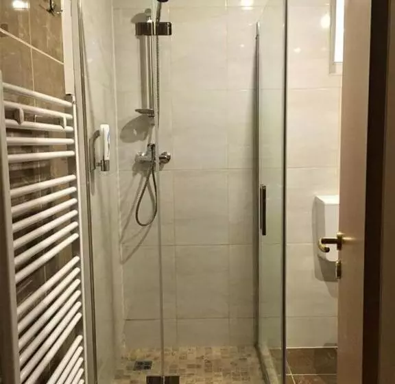 スタンダードルーム, Casa Mureșan