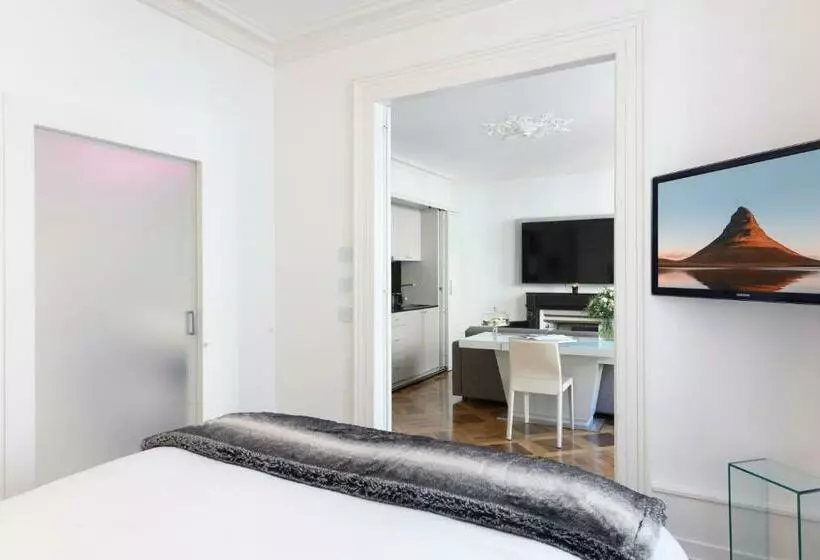 1 Bedroom Superior Apartment
