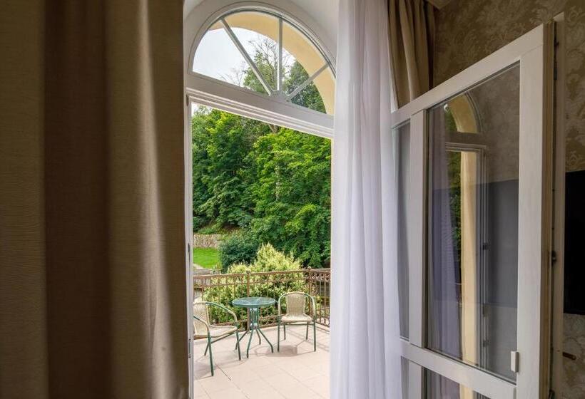 Номер Superior с Террасой, Villa Basileia Riverside