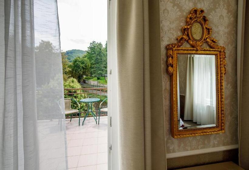 Quarto Superior com Terraço, Villa Basileia Riverside
