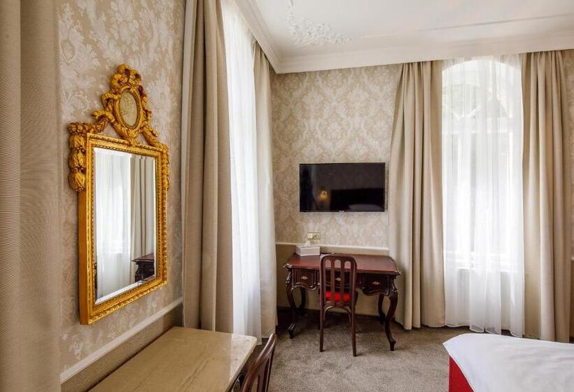 Номер Superior с Террасой, Villa Basileia Riverside