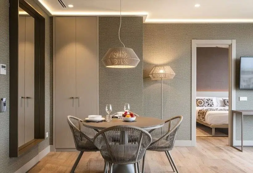 آپارتمان لوکس 2 خوابه, Apartamentos Core Suites Valencia