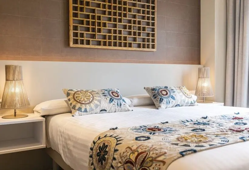 آپارتمان لوکس 2 خوابه, Apartamentos Core Suites Valencia