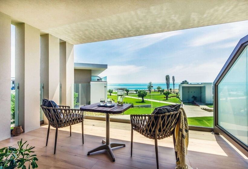 スタンダードバンガロー, Ammoa Luxury Hotel & Spa Resort