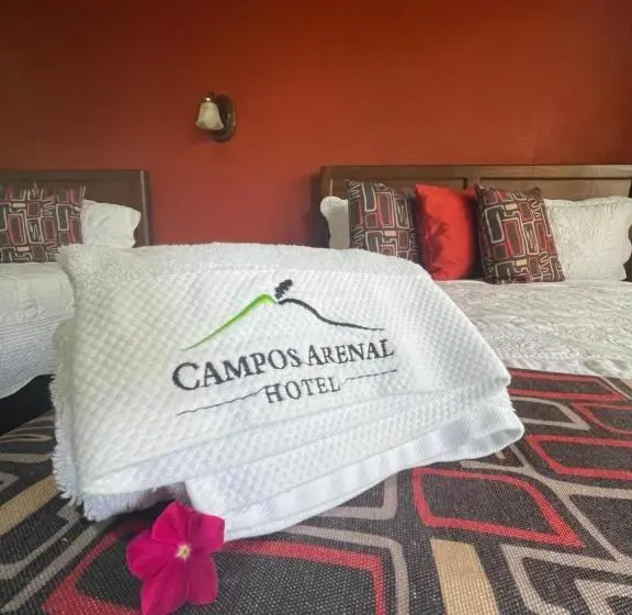 キングサイズベッドのデラックスルーム, Campos Arenal