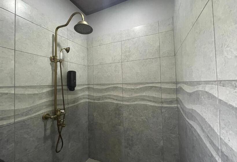 جناح عائلي, Campos Arenal