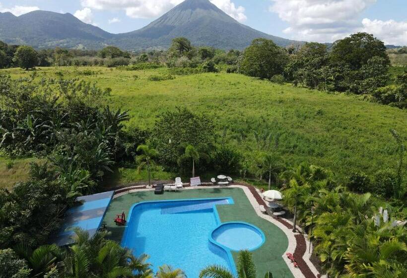 جناح عائلي, Campos Arenal