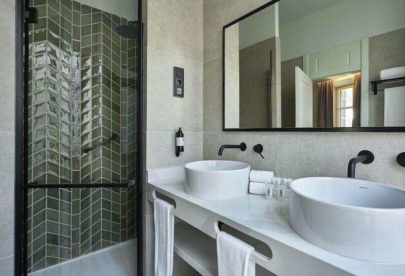 اتاق استاندارد با چشم‌انداز, Vincci Larios Diez