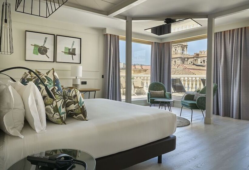 اتاق لوکس, Vincci Larios Diez