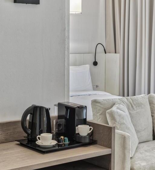 اتاق اجرایی, Bitzaro Boutique