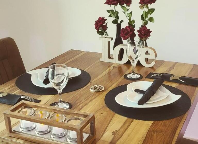 スタンダードルーム, Loveroom La Garçonn Hyeres