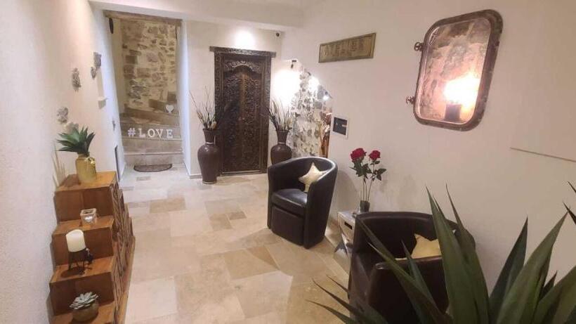 Номер Стандарт, Loveroom La Garçonn Hyeres